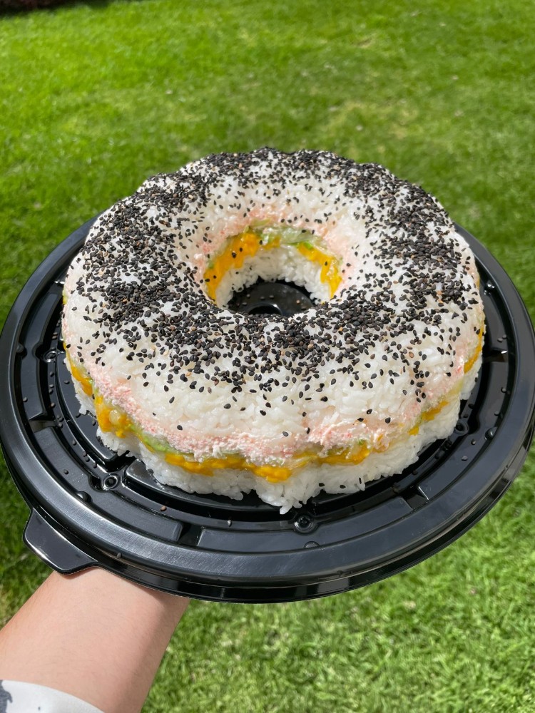 Rosca de sushi Chica