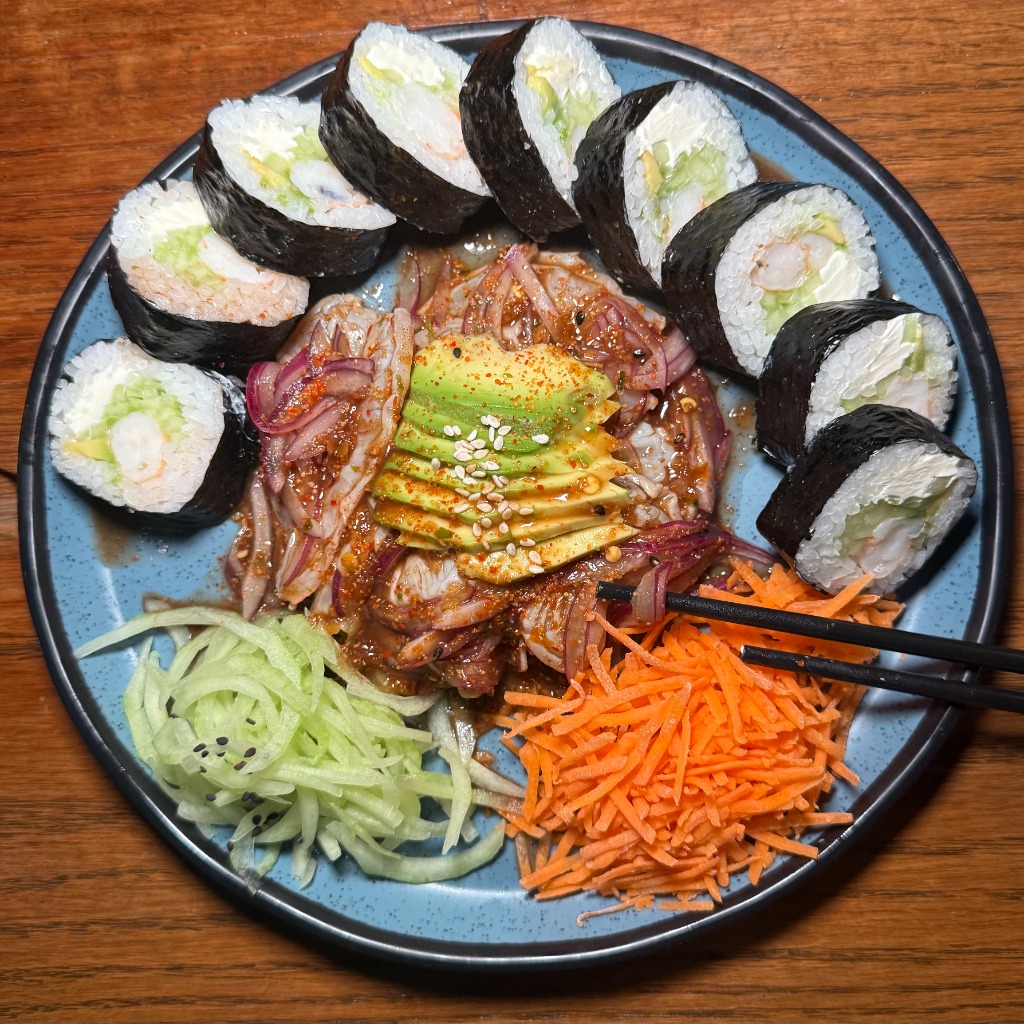 Aguachile Roll