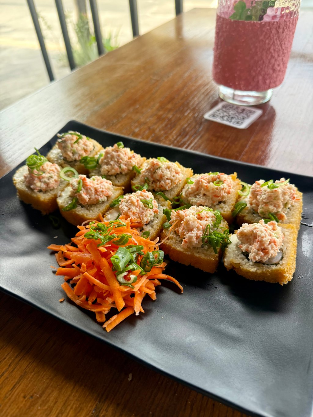 Mar y Tierra Roll