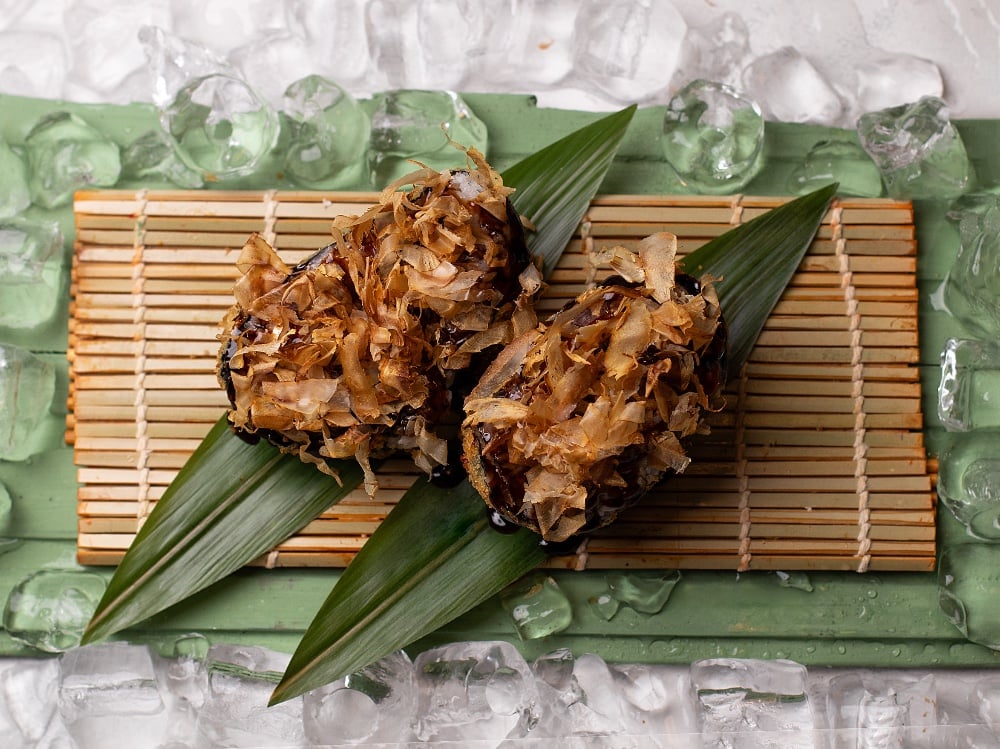 Суші Бургер з вугром та копченою куркою