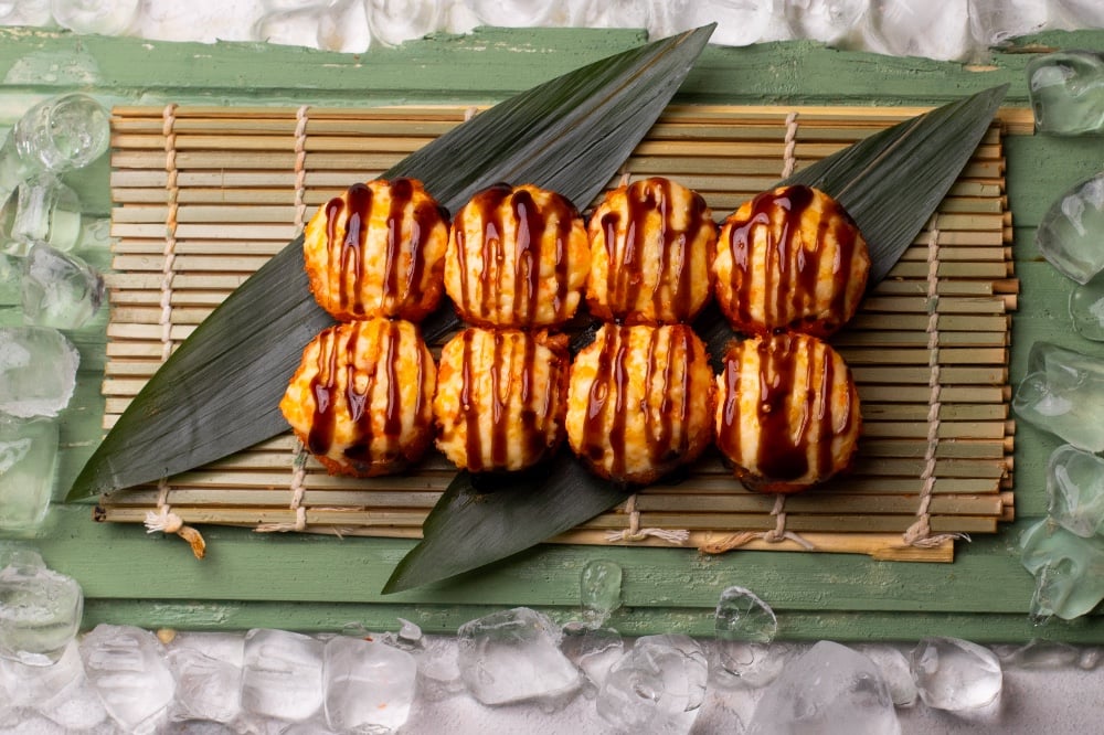 Запечений з креветкою та крабом