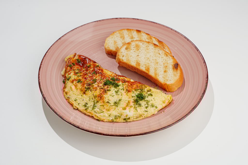 Омлет с сыром и зеленью