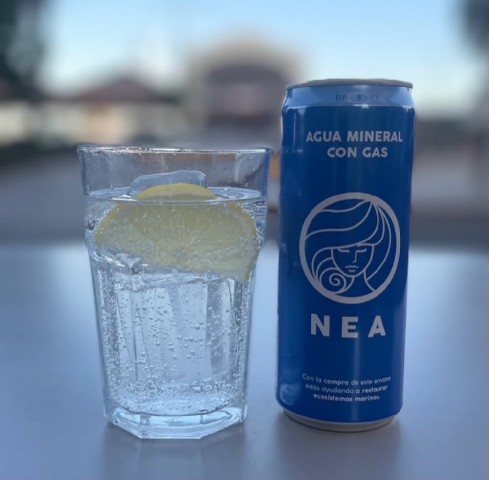 ***Agua con gas