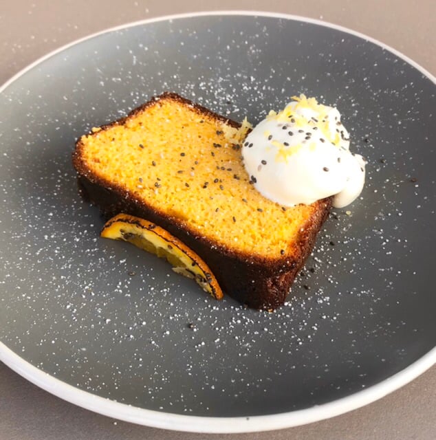 Gluten free Orange & almond cake with yogurt