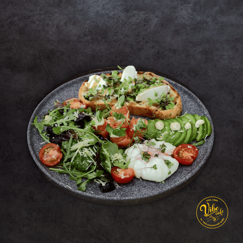 Сніданок з лососем