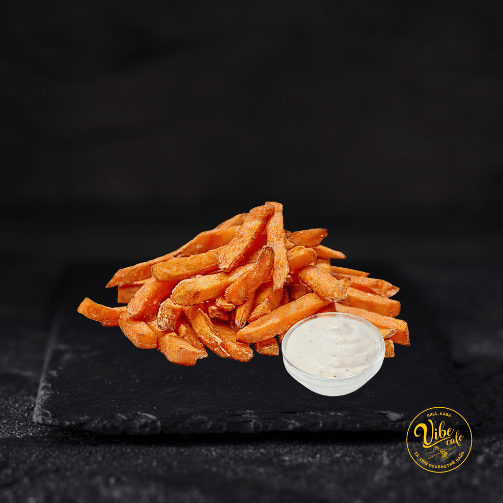 Батат з пармезаном та соусом цезар