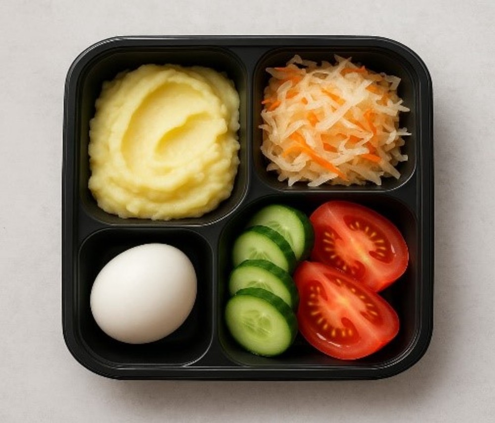 Lunch Box 3 Vegetarian (Mashed potatoes, 2 eggs, sauerkraut, tomatoes and cucumbers - Ланч-бокс 3 Вегетарианский (картофельное пюре, 2 яйца, квашеная капуста, помидоры и огурцы)
