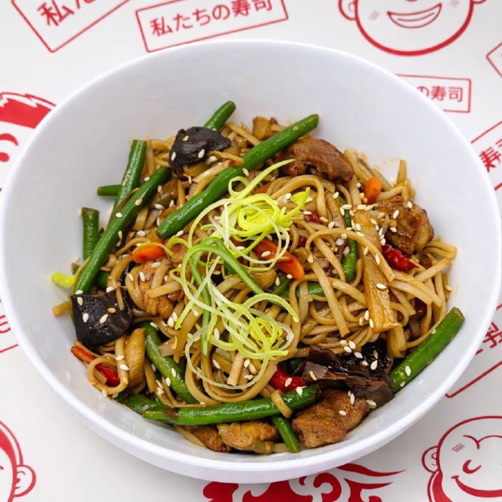 Локшина з куркою в соусі теріякі 350г.