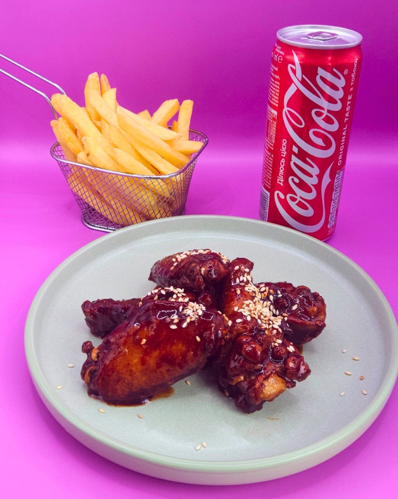 Комбо з крильцями в соусі терякі