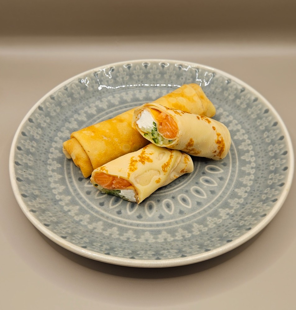 Млинці з лососем