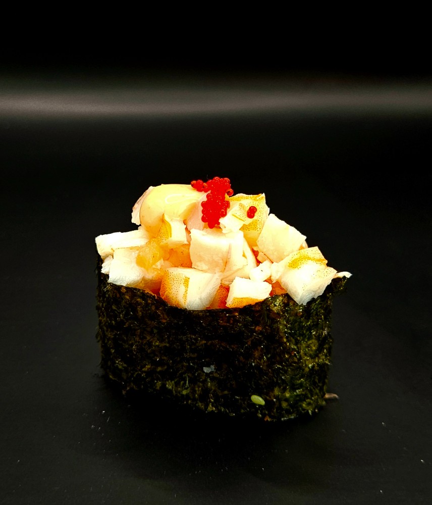 Гункан з креветкою