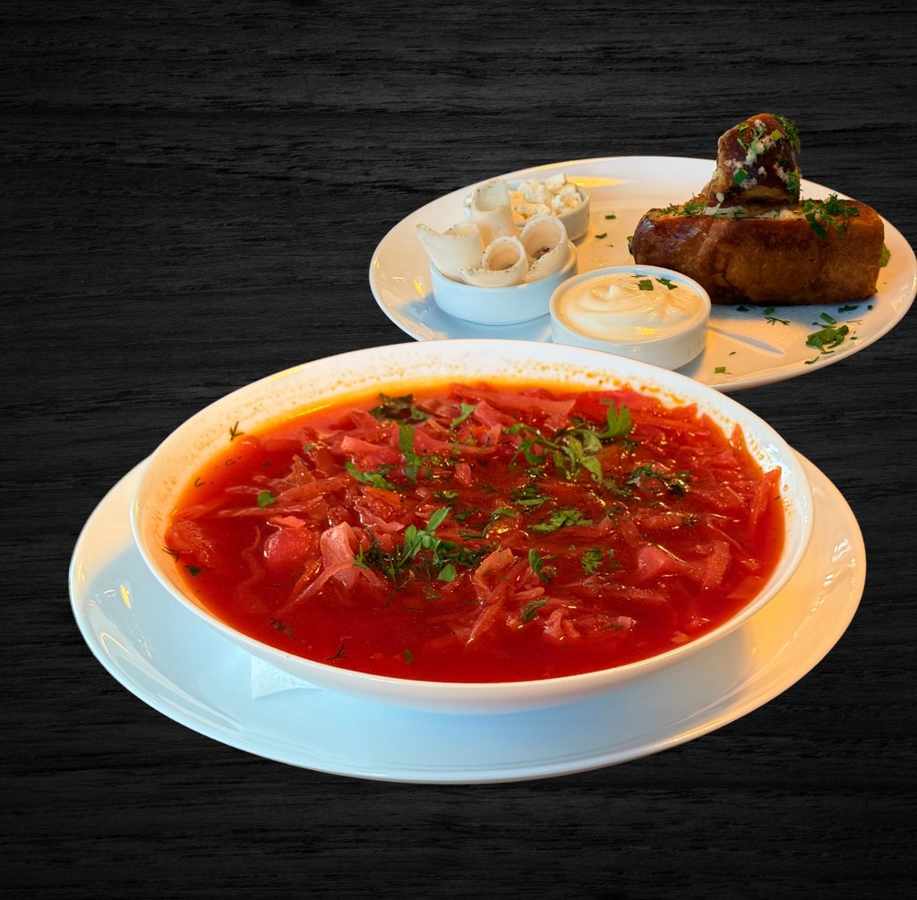 Борщ з салом та бринзою