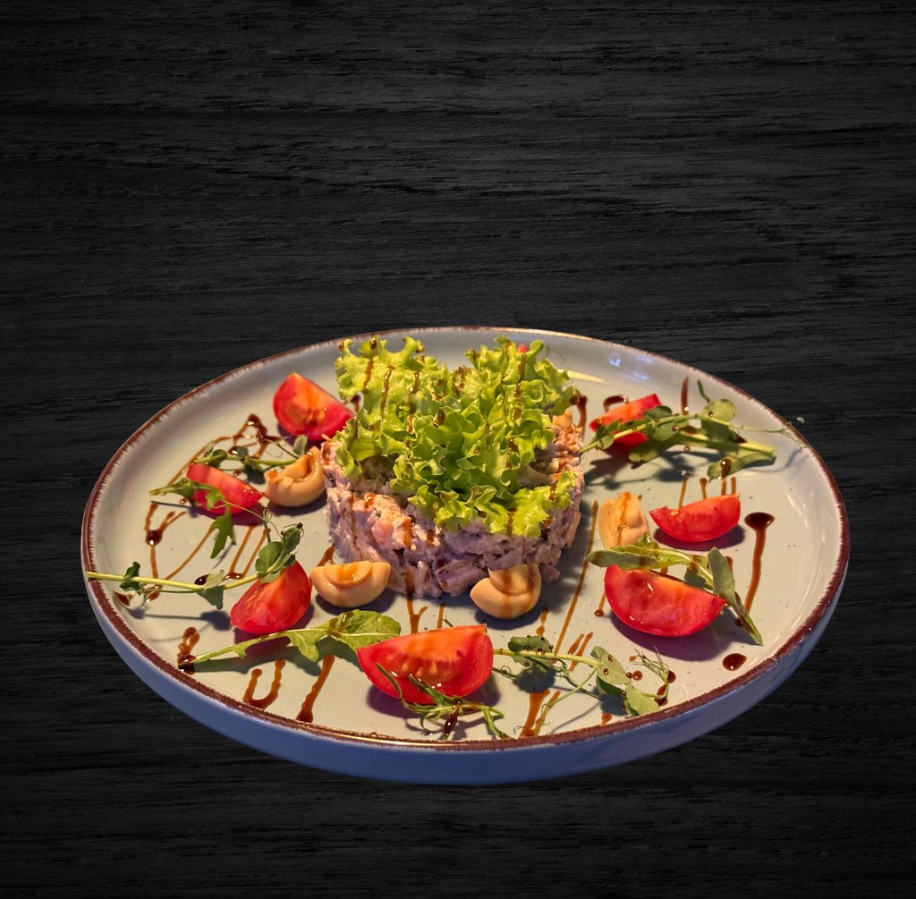 Салат м'ясний