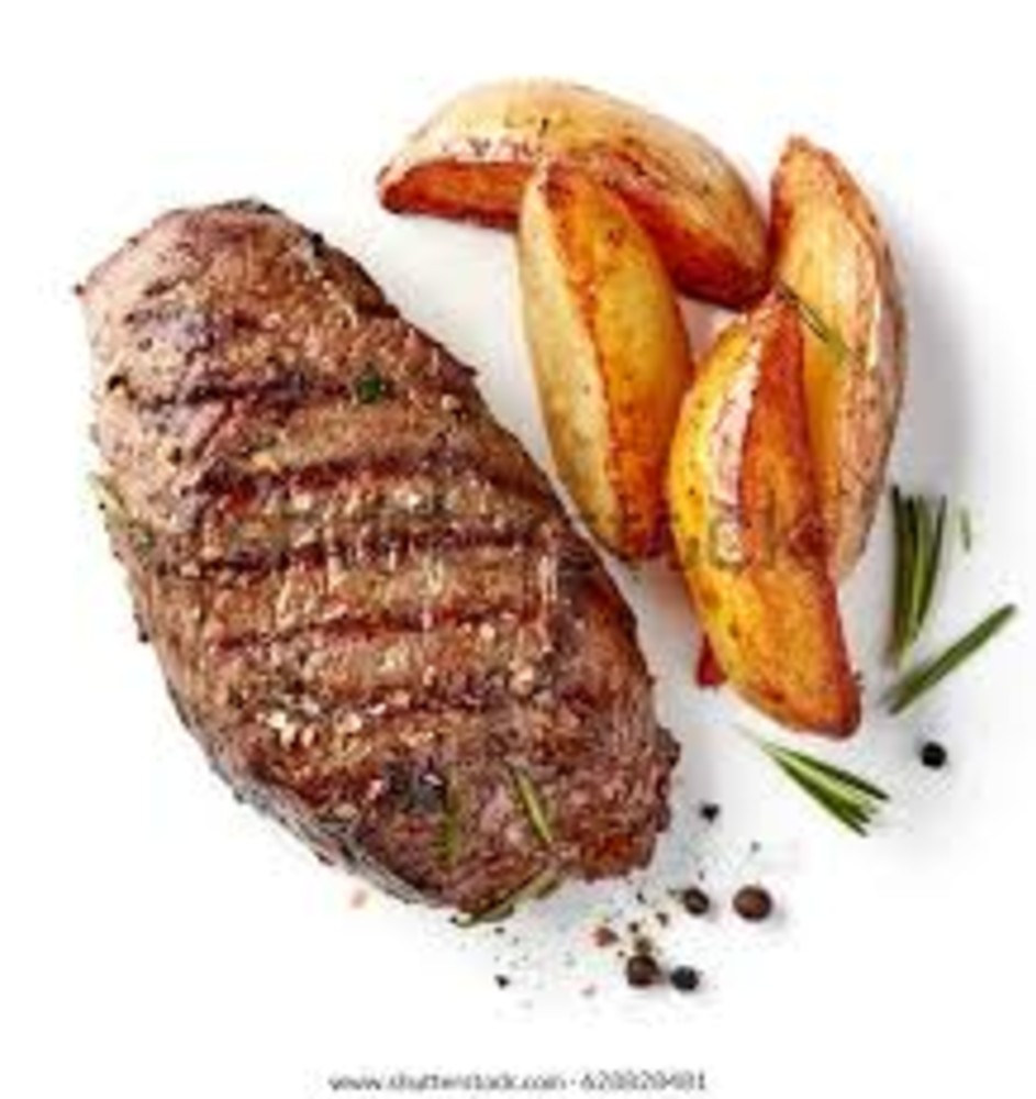 стейк з яловичини з картоплею по селянські