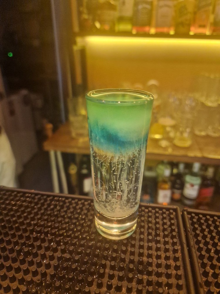 Коктейль Шот Ксента Космос