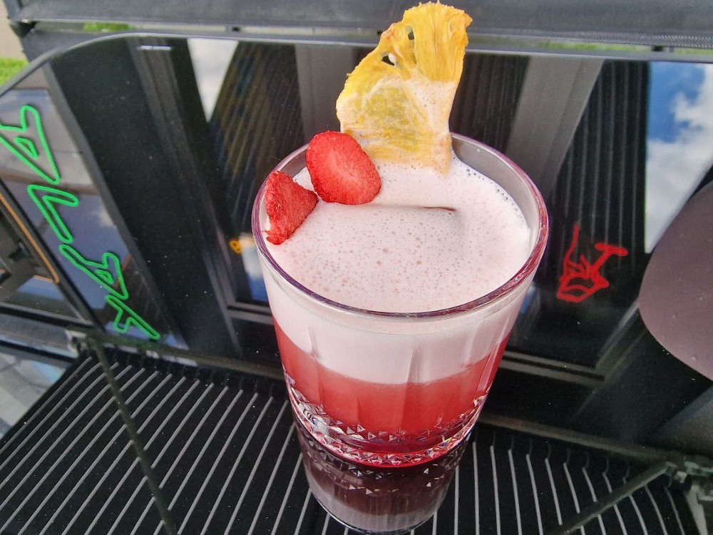Коктейль Cherry sour