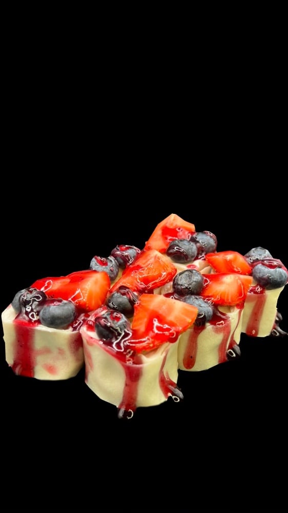 Солодкий з ягодами (200г)