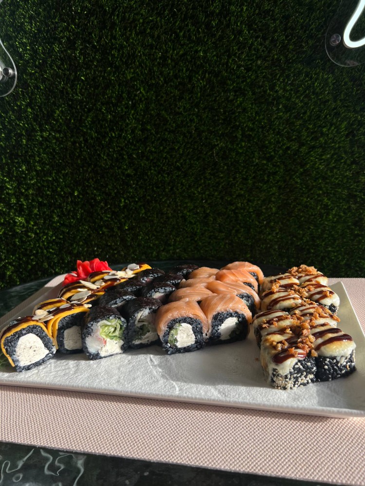 Сет Чорний кілограм щастя