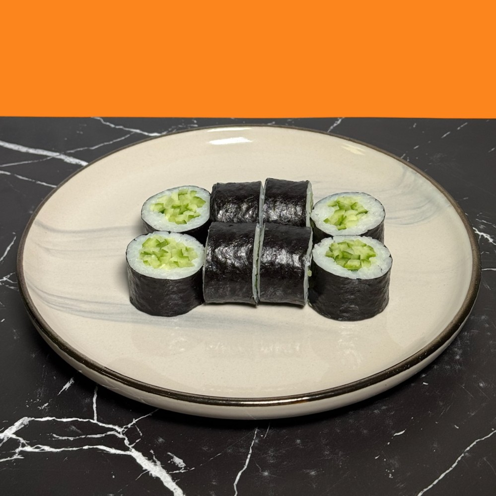 Макі з огірком 