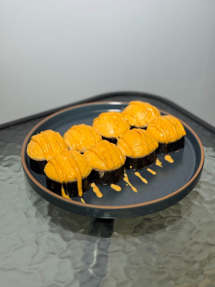 Запечений рол з тунцем