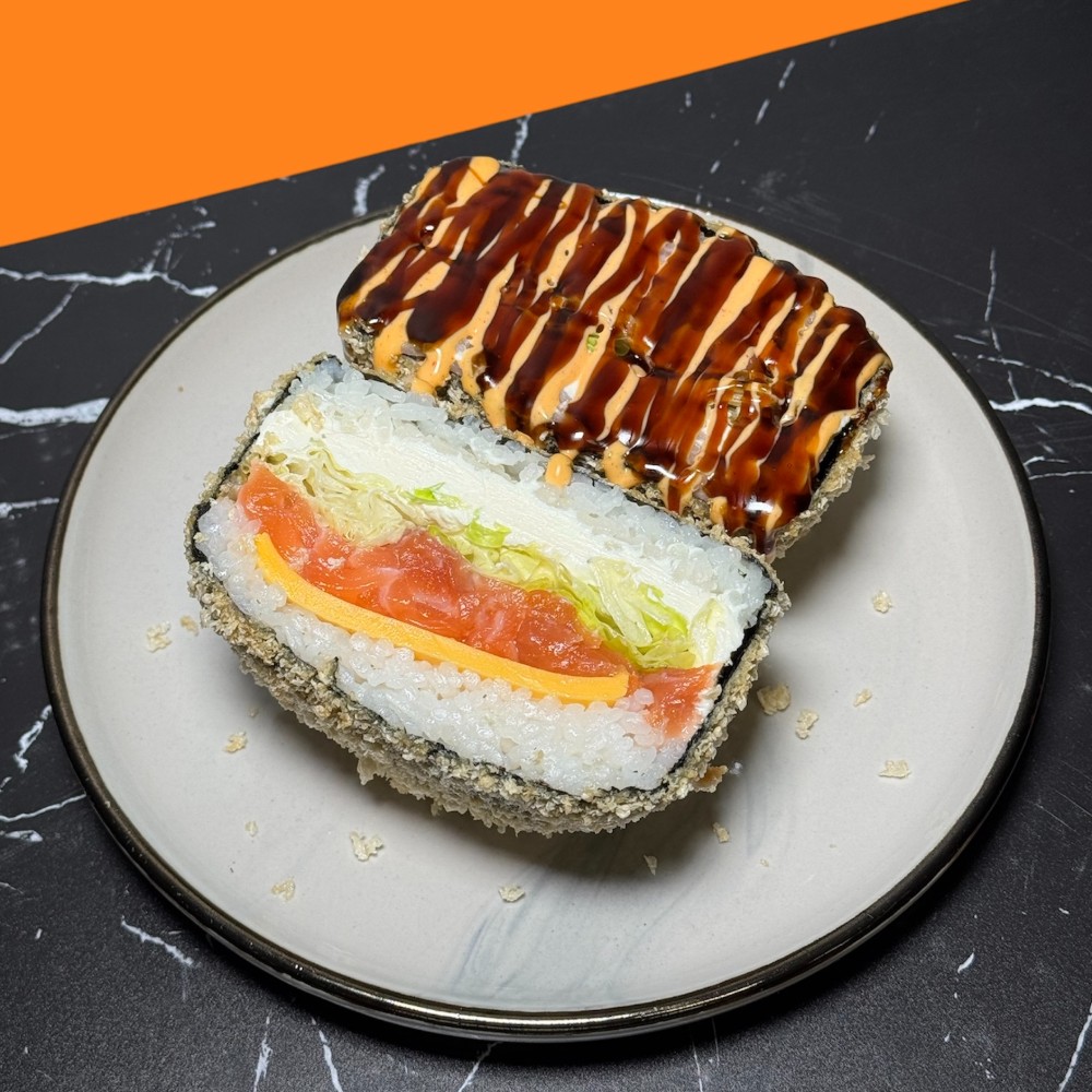 Суші бургер з лососем 