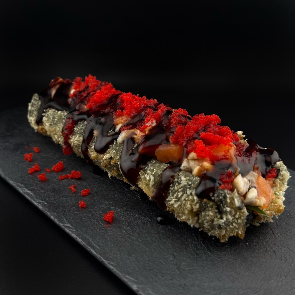 Рол дог з вугрем та копченим лососем(шефи)