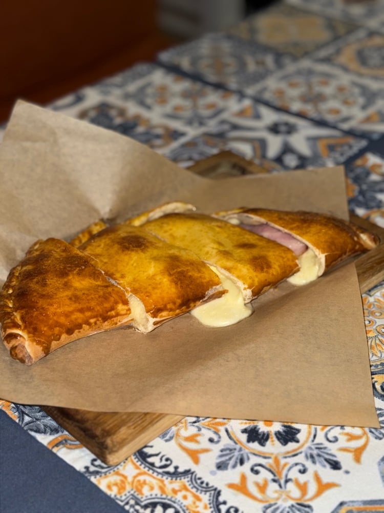 НОВИНКА! Хачапурі гвезелі з яйцем та беконом 450г.