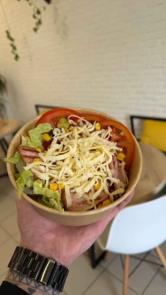 Боул з шинкою та сиром