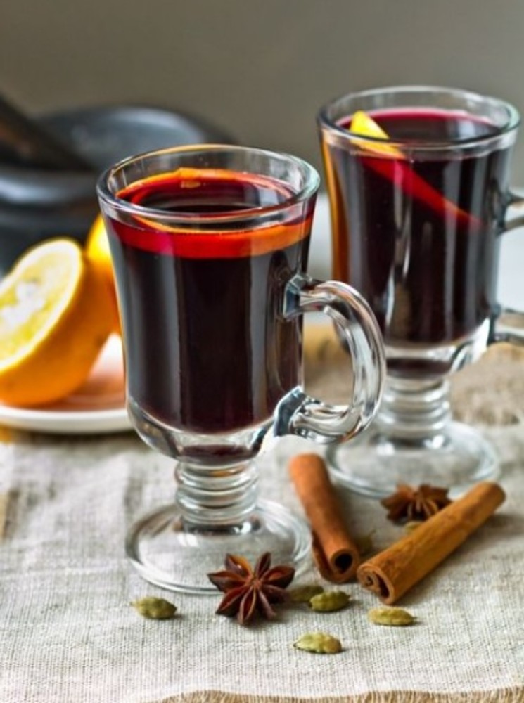 Вино Глінтвейн напівсолодке1л