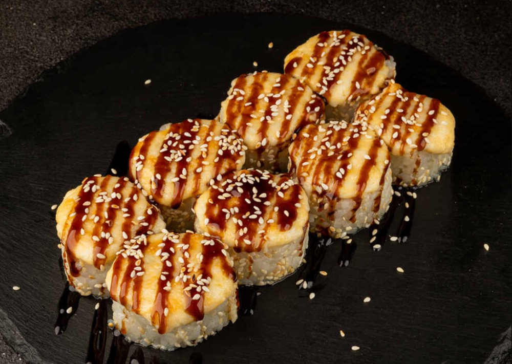 Рол запечений з лососем 