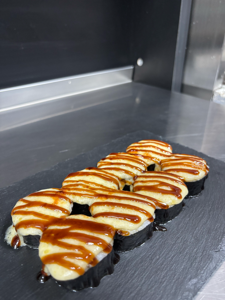 Гарячий рол з креветкою