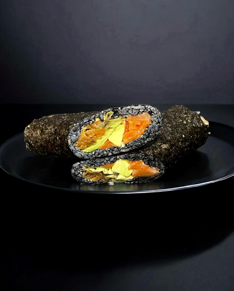 Futomaki street з Лососем