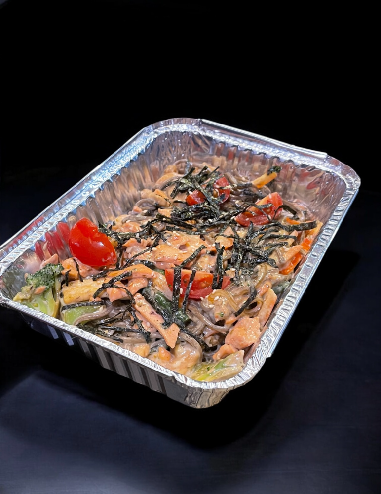 Паста гречана  з морепродуктами у вершковому соусі 