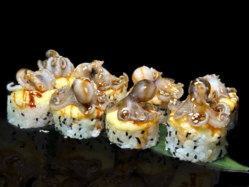 Рол Запечений Octopus
