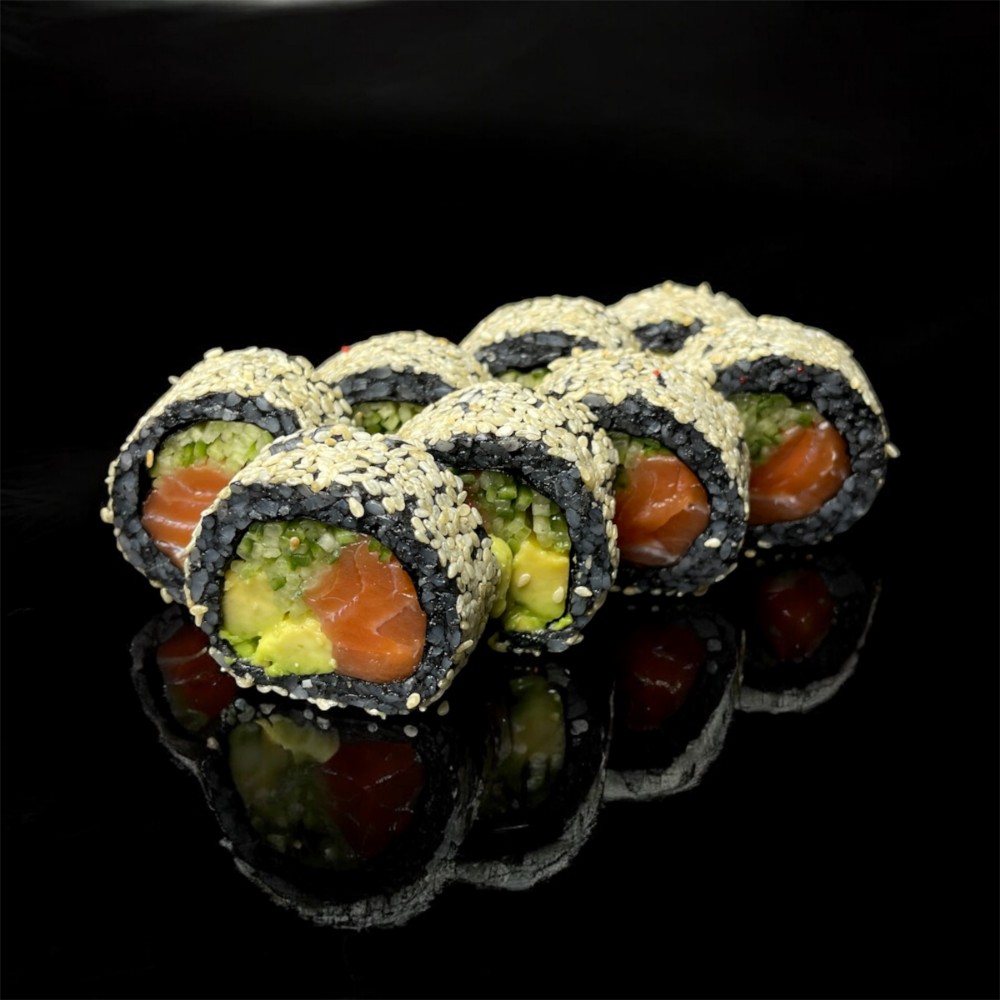 Каліфорнія Black з Лососем 