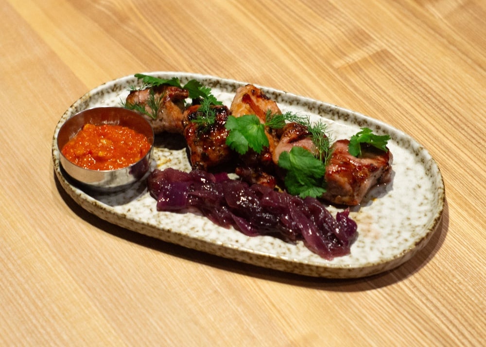 Шашлик зі свинини, 250/15/20г Glovo