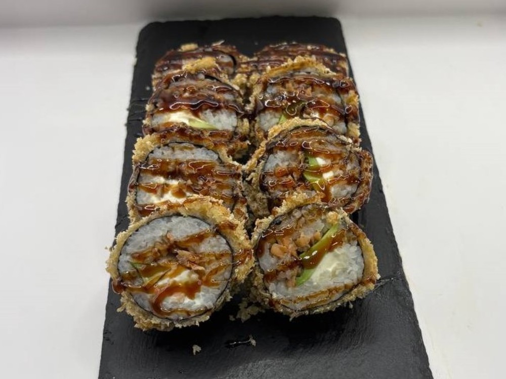 Теплий з печеним лососем