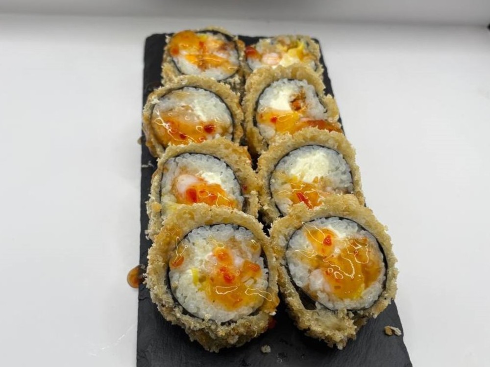 Теплий з креветкою та манго