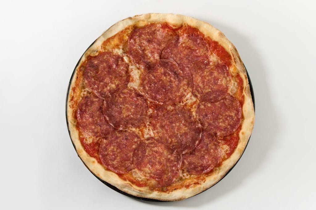 Піца Салямі Мілано