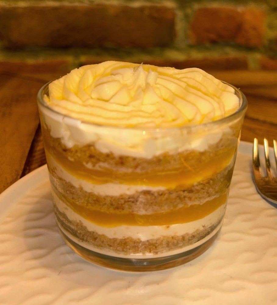 Трайфл манго-маракуйя