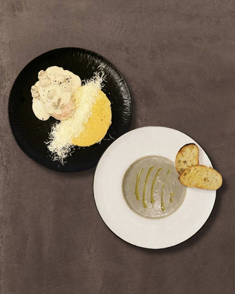 Обід з свининою