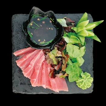 SASHIMI WITH TUNA