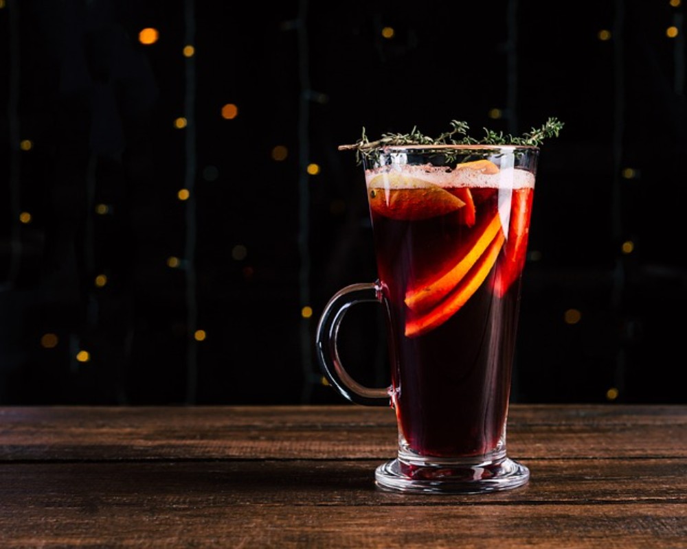 MNLLED WINE