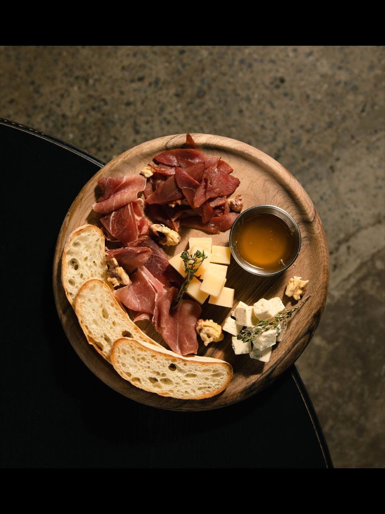 Антипасті плато