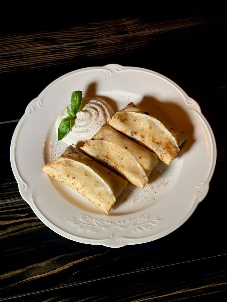 Млинці з шинкою та сиром