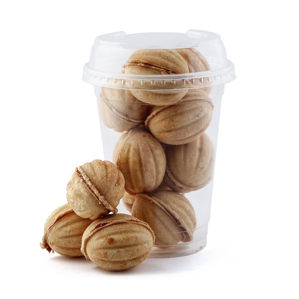 Горішок в стакані