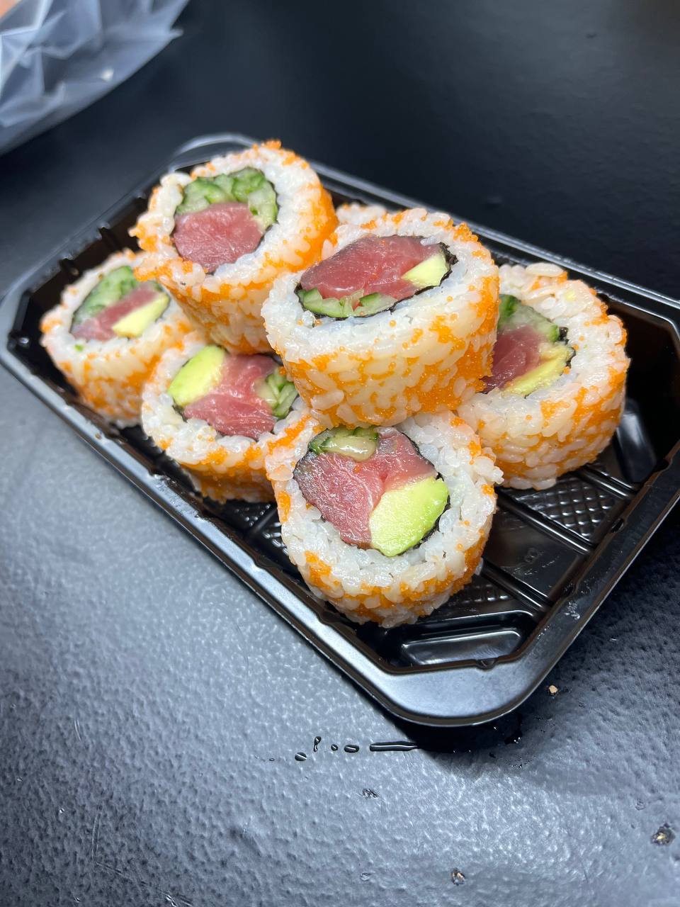 Каліфорнія з тунцем