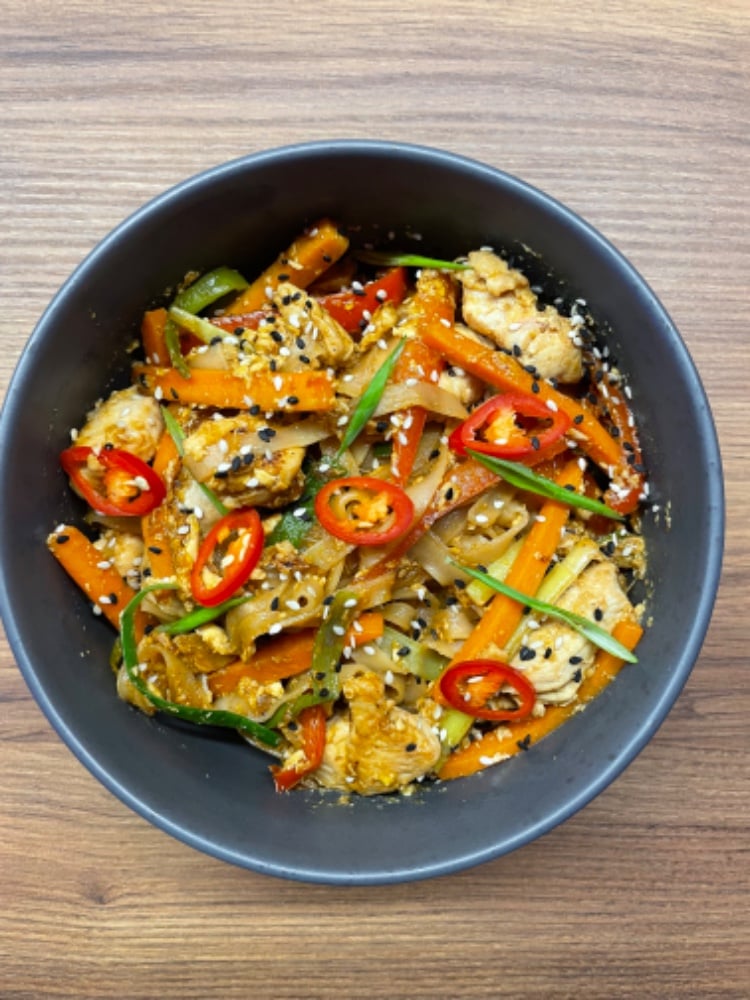 Wok з куркою