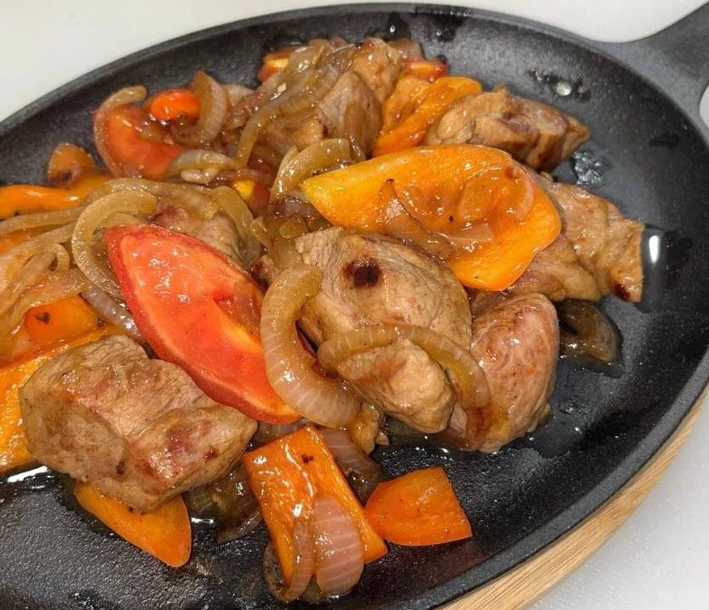 Пательня зі свинини