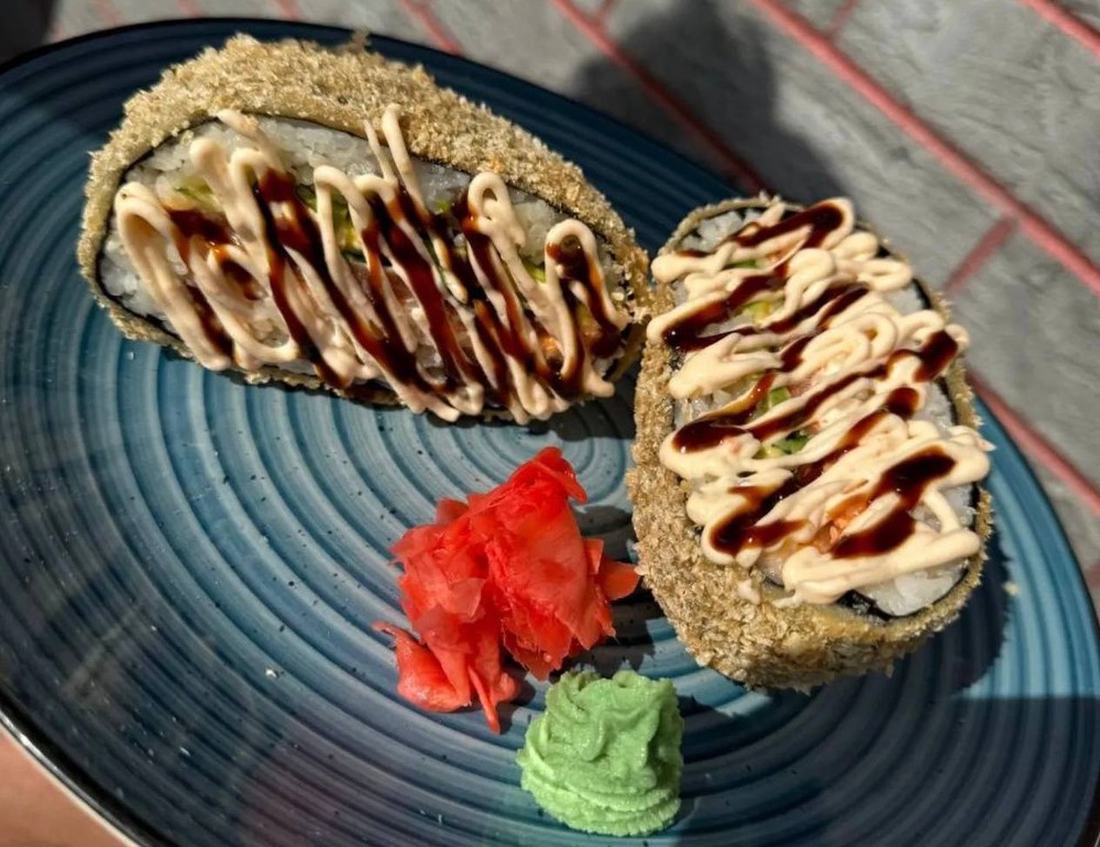 Суші-бургер з лососем